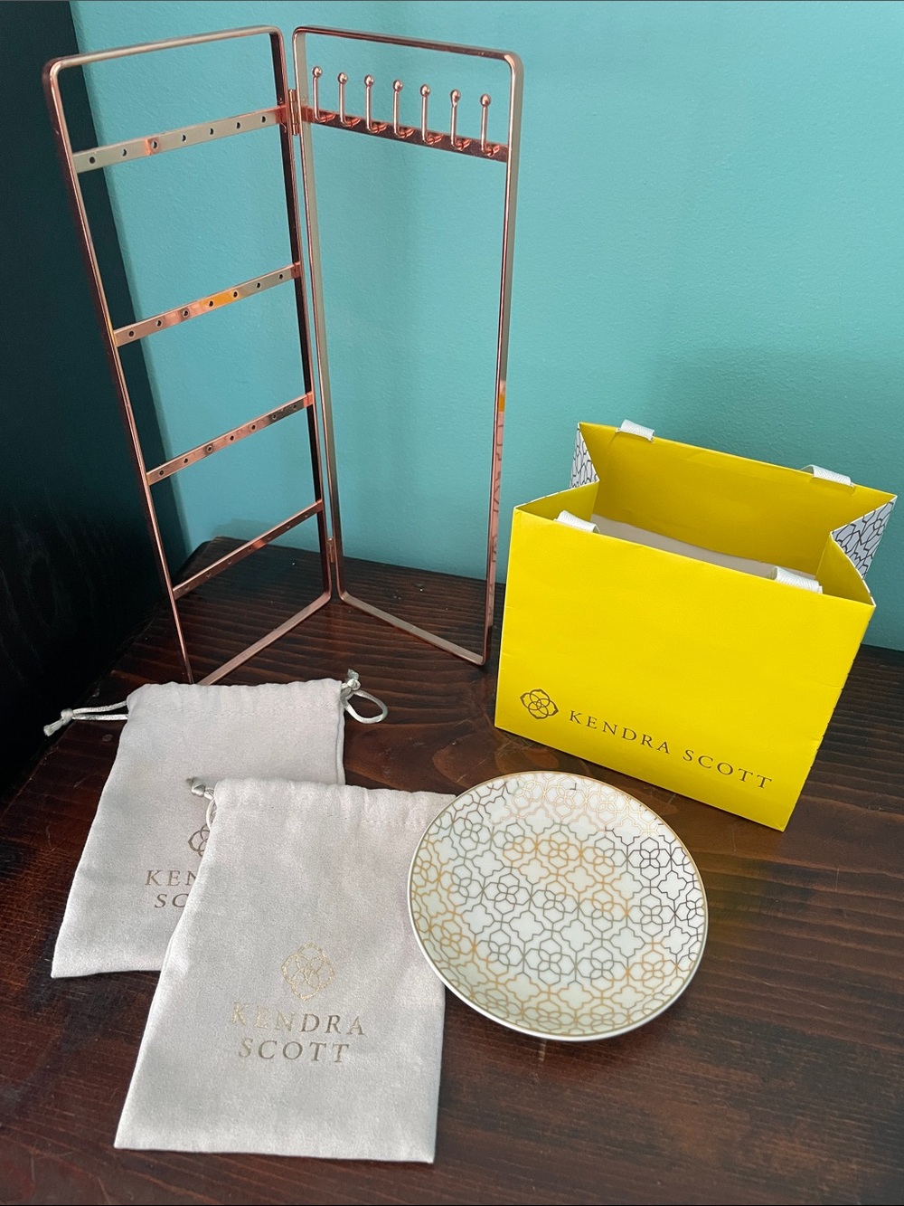 Kendra Scott Trinket Dish Bundle